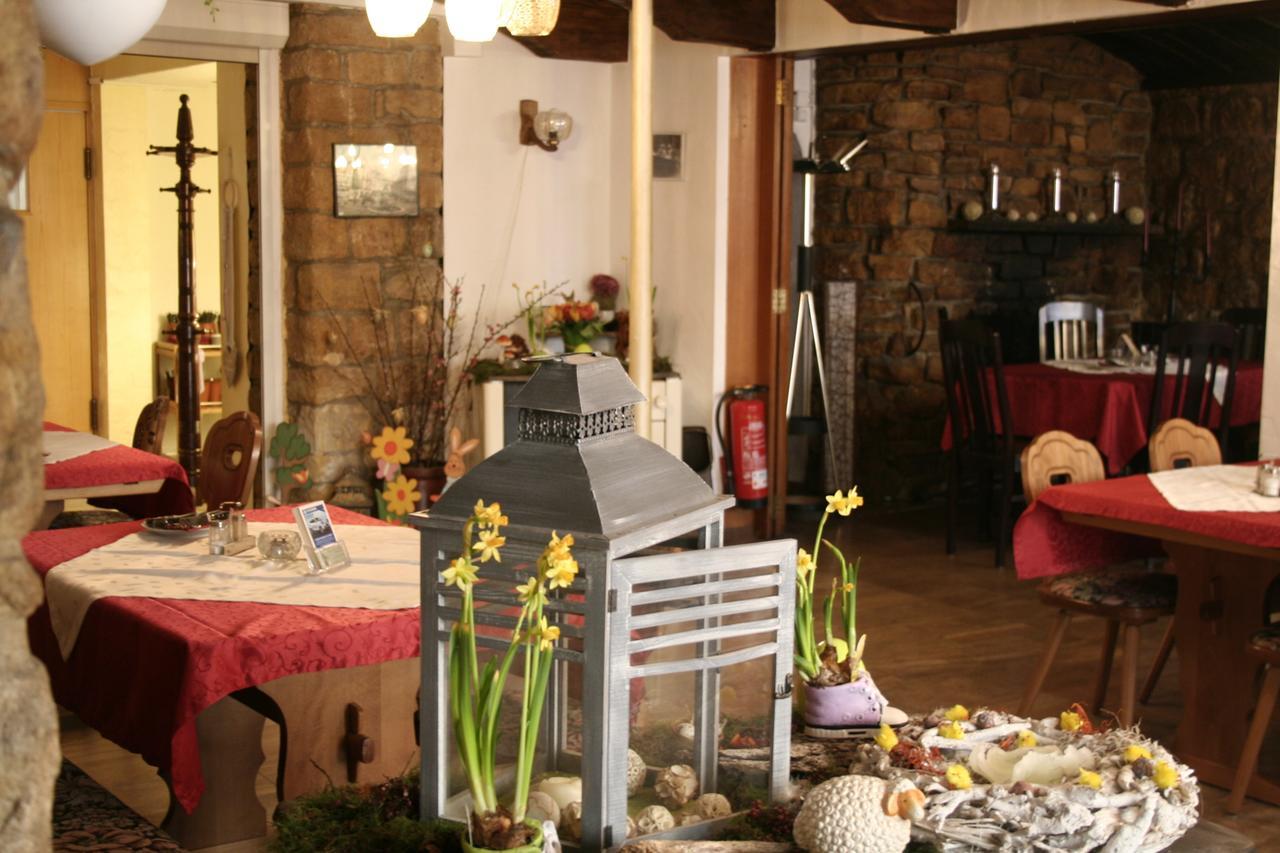 Landgasthof Hotel Rebe อัลไซย์ ภายนอก รูปภาพ