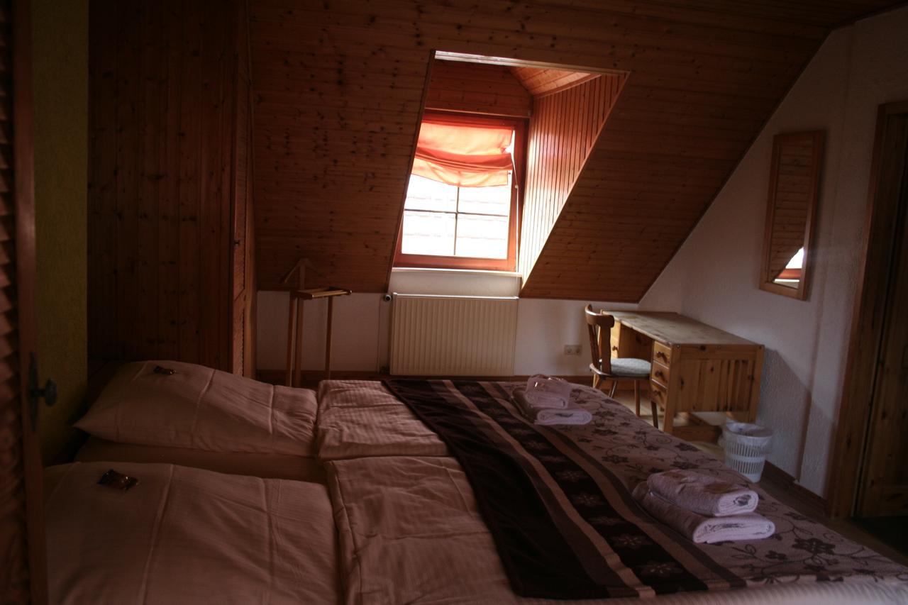Landgasthof Hotel Rebe อัลไซย์ ภายนอก รูปภาพ