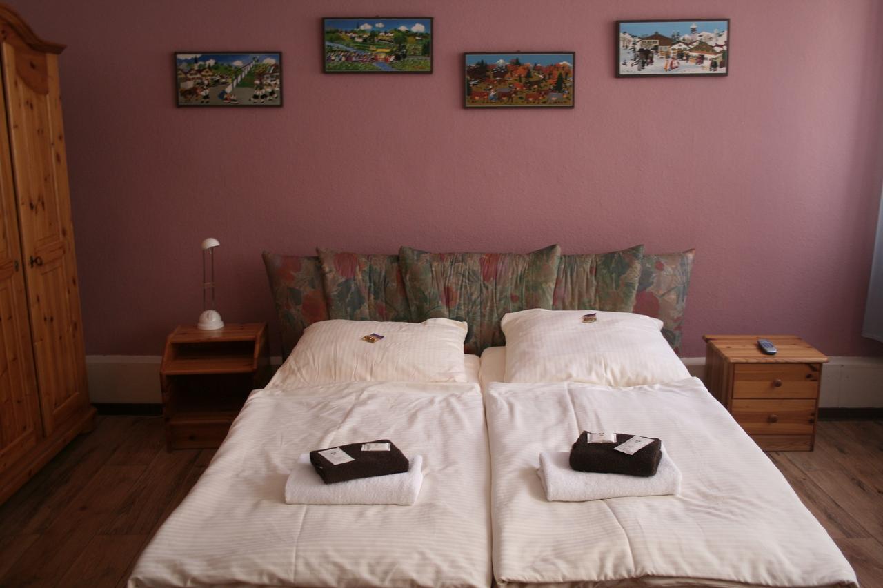 Landgasthof Hotel Rebe อัลไซย์ ภายนอก รูปภาพ
